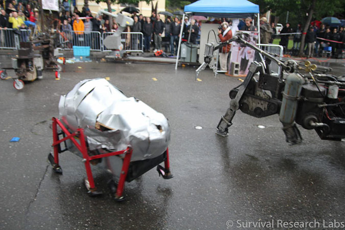 Running Machine vs Bug Bot