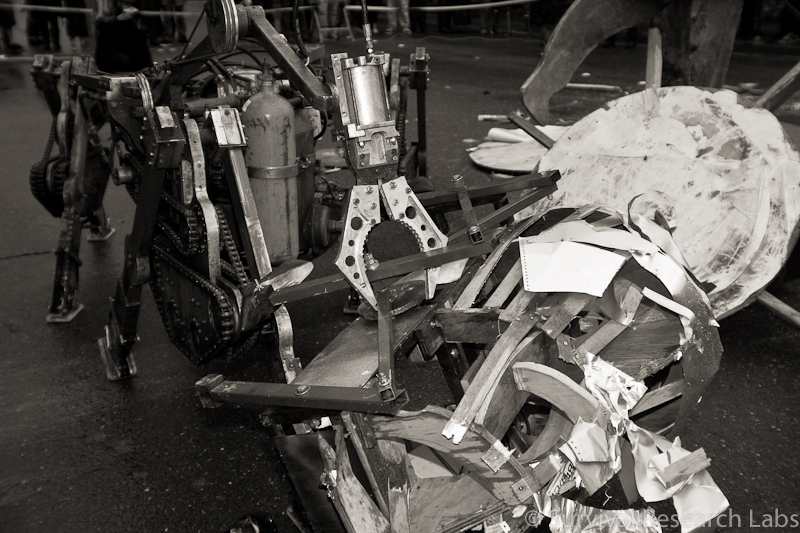 Running Machine tears apart whats left of the Bug Bot